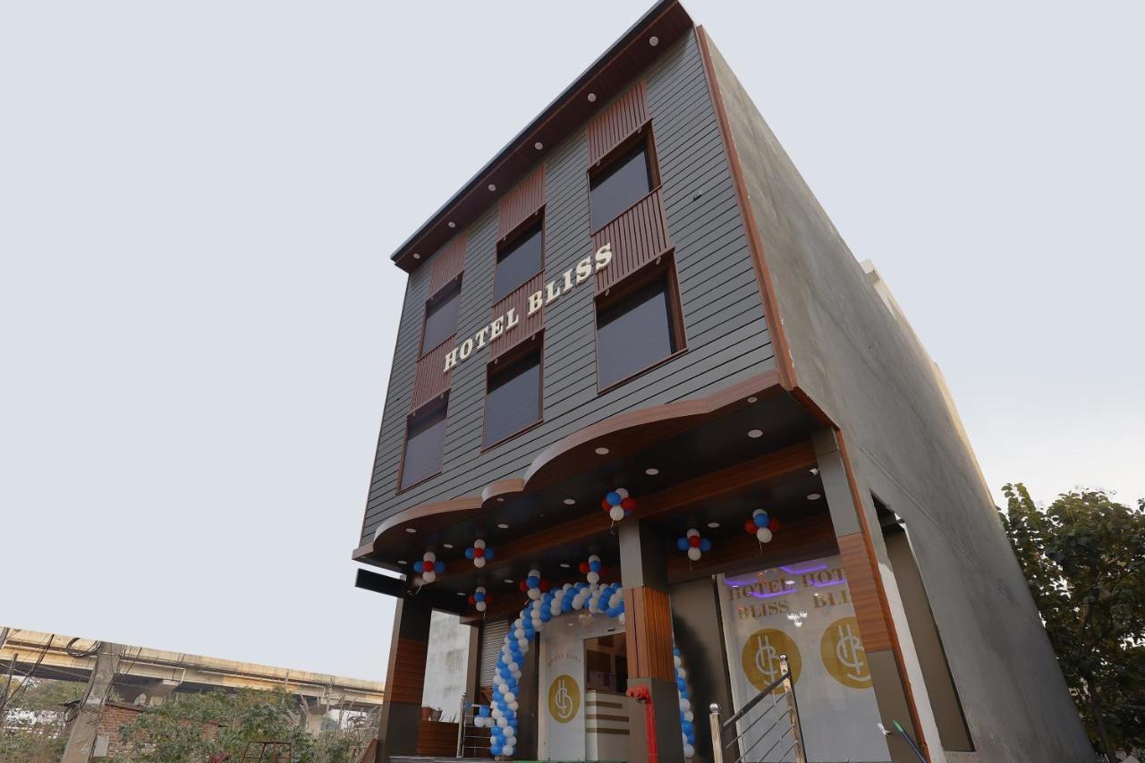 Hotel Bliss Zirakpur Zewnętrze zdjęcie