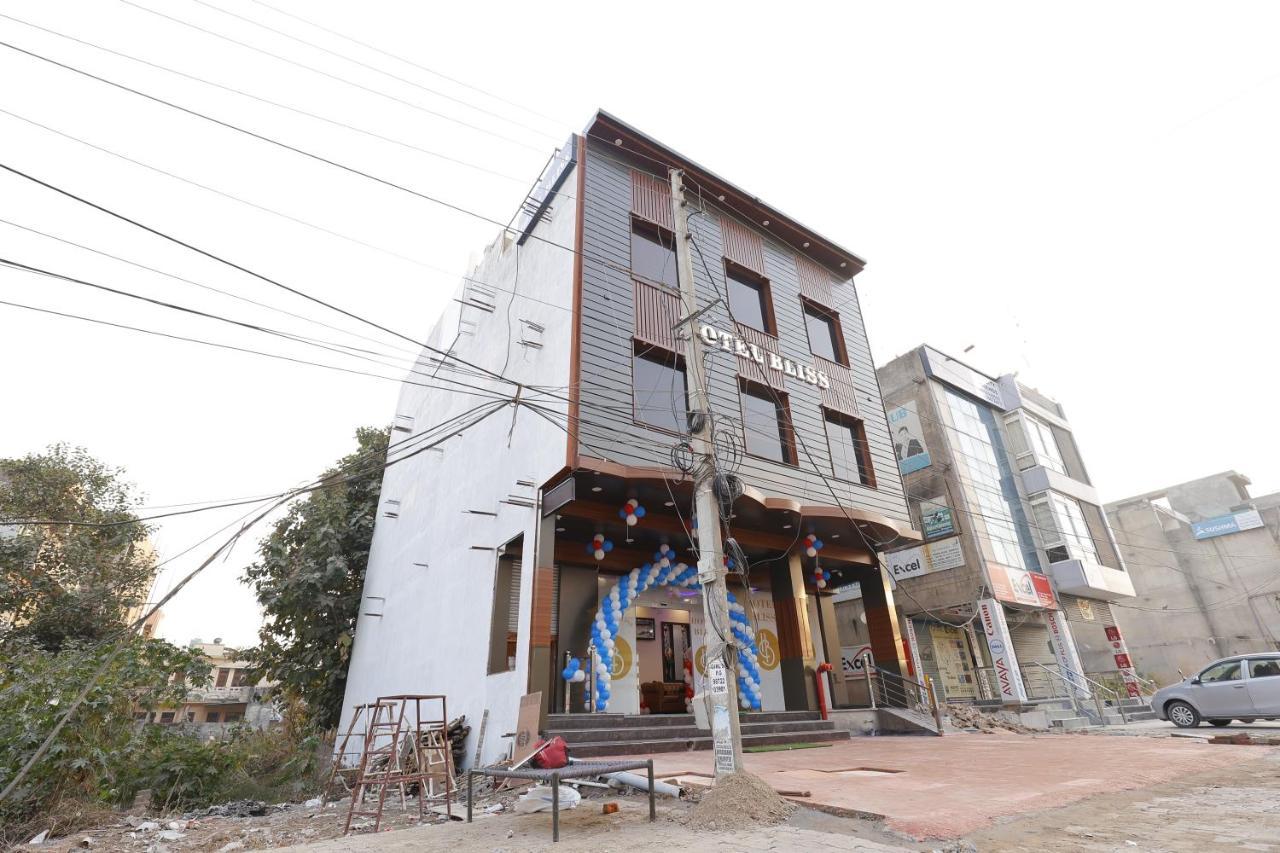 Hotel Bliss Zirakpur Zewnętrze zdjęcie