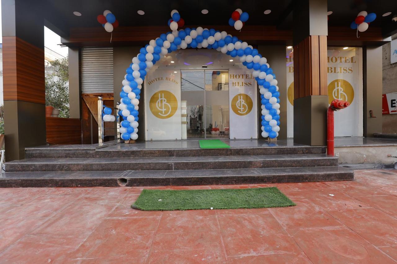 Hotel Bliss Zirakpur Zewnętrze zdjęcie