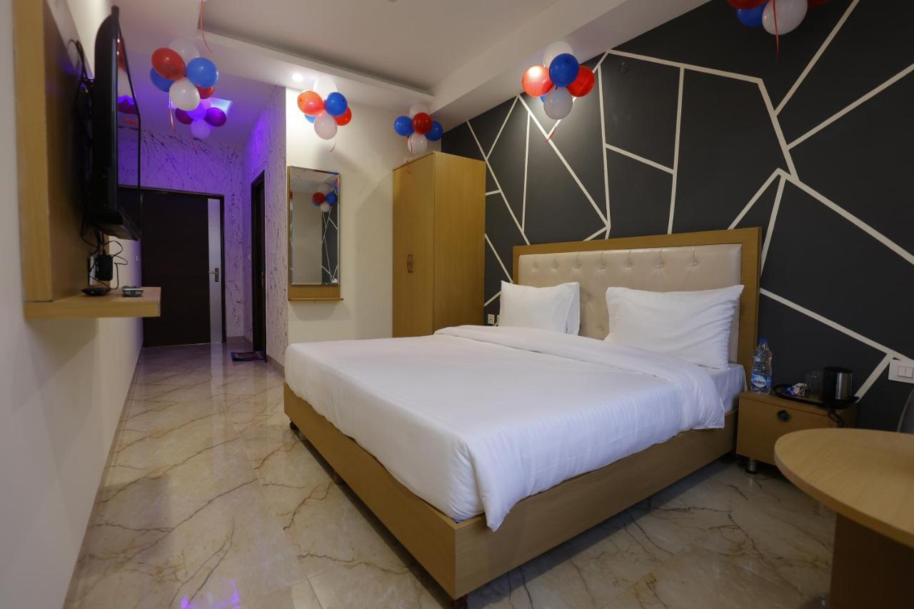 Hotel Bliss Zirakpur Zewnętrze zdjęcie